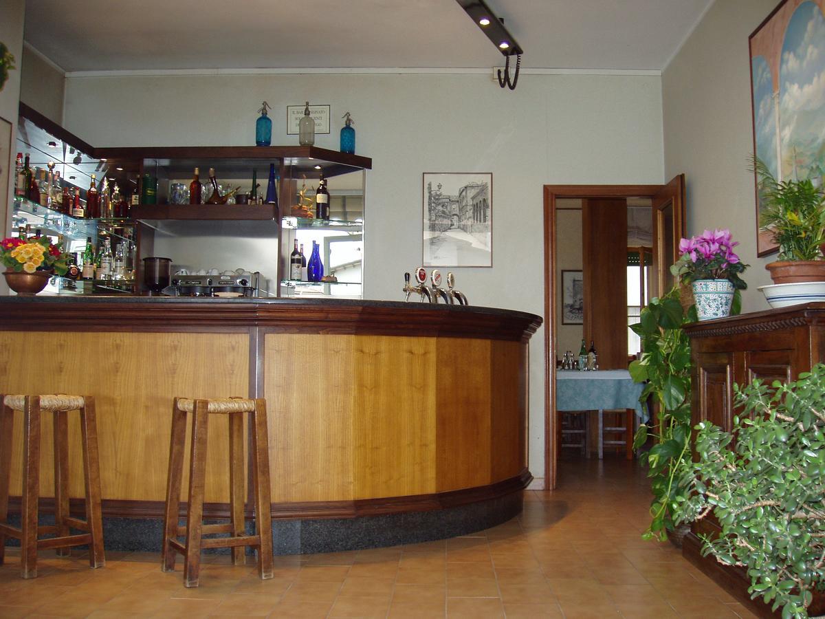 Albergo Ristorante Taverna Dalla "Lisina" Sansepolcro Exterior foto